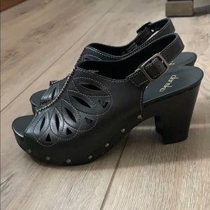 Black leather Dansko clog wedges